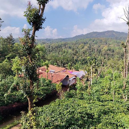 Shivalaya Homestay, Madikeri Siddāpur Exteriér fotografie