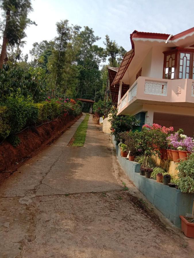 Shivalaya Homestay, Madikeri Siddāpur Exteriér fotografie