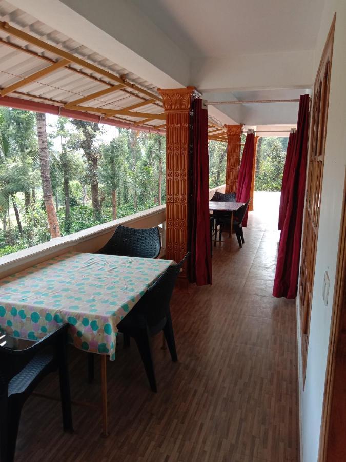 Shivalaya Homestay, Madikeri Siddāpur Exteriér fotografie