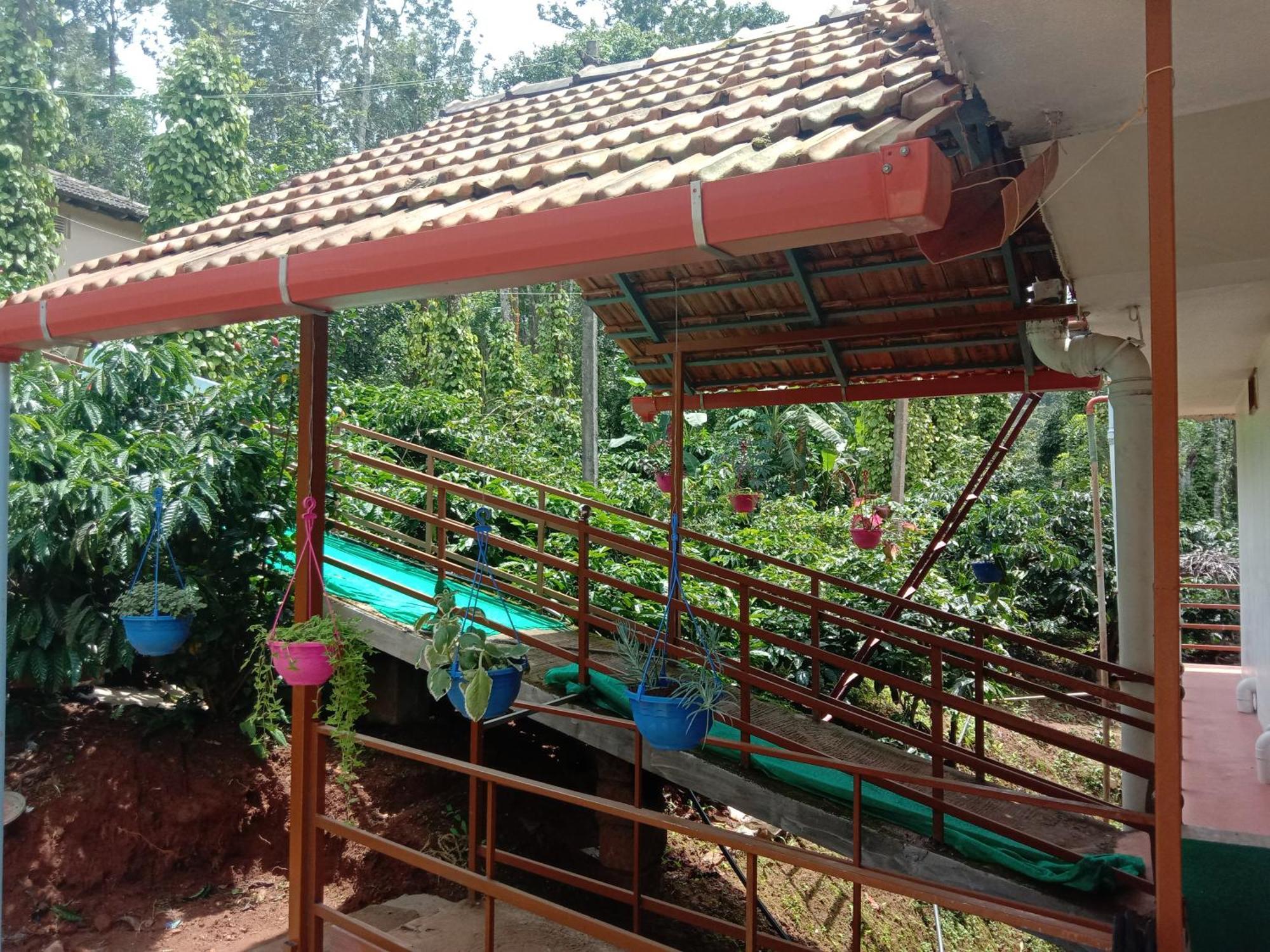 Shivalaya Homestay, Madikeri Siddāpur Exteriér fotografie